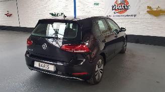 škoda osobní automobily Volkswagen e-Golf E-GOLF 136 PK AUT .... 2017/5