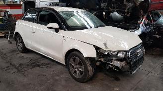  Audi A1 A1 1.2 TFSI Attraction 2011/7