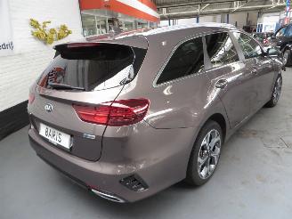 škoda osobní automobily Kia Ceed 1.6gdi hybrid automaat 2020/12