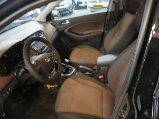 Hyundai I-20 1.0 T GDI BENZ 101 PK picture 9