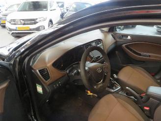 Hyundai I-20 1.0 T GDI BENZ 101 PK picture 8