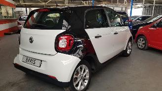 Smart Forfour 1.0 12V AUT BENZ 71 PK.... picture 4