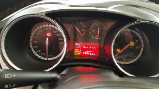 Alfa Romeo Giulietta 1.4 TB 16V   BENZ 1.368CC 88KW 120PK picture 10