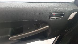 Mazda 2 1.3 16V MZR  BENZ 1.349CC 62KW 84PK picture 7