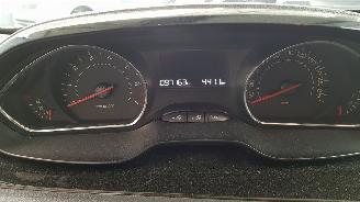 Peugeot 208 1.2 VTI 12V PURETECH   BENZ 1.199CC 60KW 82PK picture 10