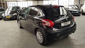 Peugeot 208 1.2 VTI 12V PURETECH   BENZ 1.199CC 60KW 82PK picture 6