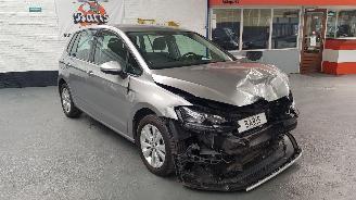 Volkswagen Golf Sportsvan 1.5 TSI EVO AUT BLUEMOTION 16V MPV  BENZ 1.495CC 96KW 131PK picture 3