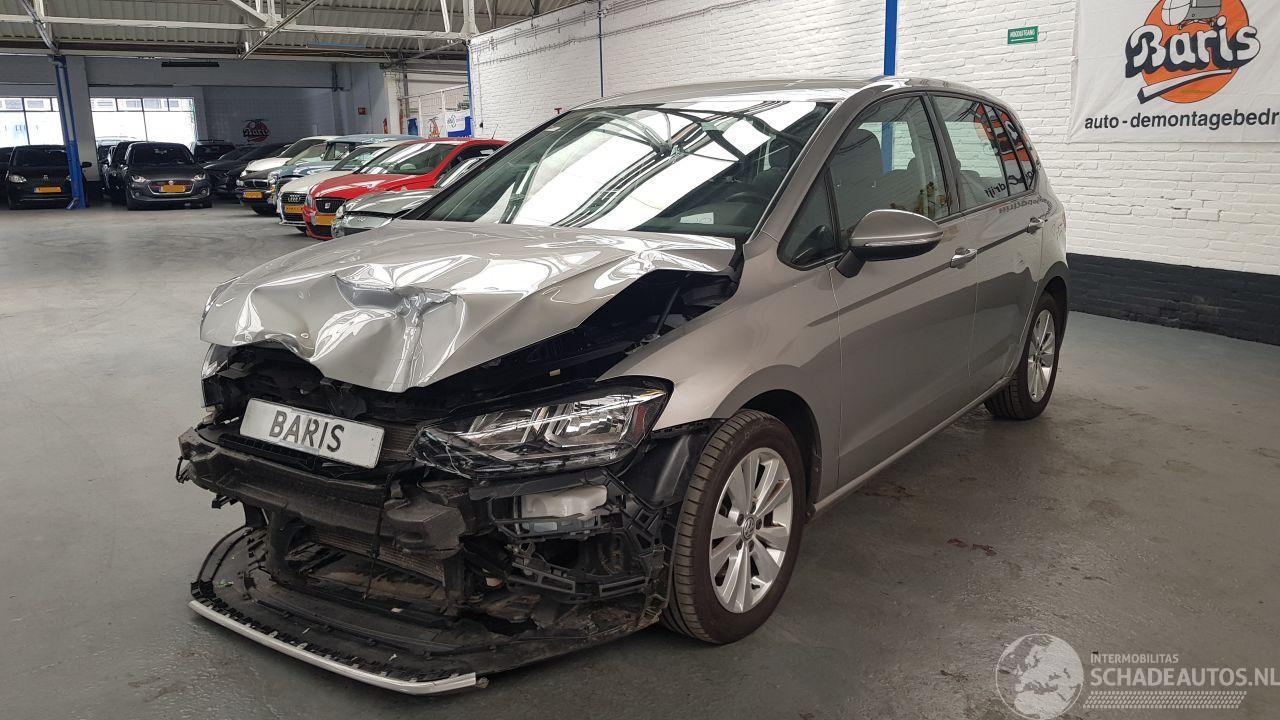 Volkswagen Golf Sportsvan 1.5 TSI EVO AUT BLUEMOTION 16V MPV  BENZ 1.495CC 96KW 131PK