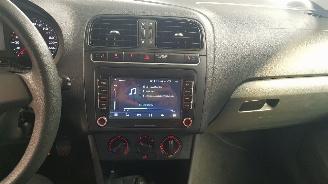 Volkswagen Polo 1.2 12V  BENZ 1.198CC 44KW 60PK picture 10