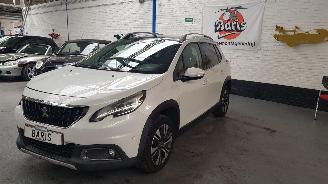 Auto incidentate Peugeot 2008 1.2 Pure Tech Blue Lease Executive 2016/7