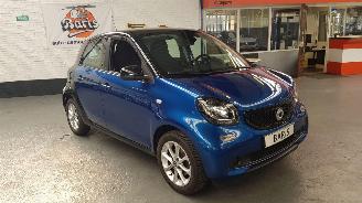 Smart Forfour 1.0 12V 4DRS BENZ 999CC 52KW 71PK picture 3