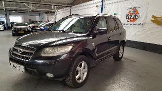 Unfallwagen Hyundai Santa Fe 2.7 V6 24V 4x4 SUV AUT  BENZ 2.656CC 139KW 189PK 2006/3