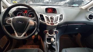 Ford Fiesta 1.4 16V  BENZ 1.388CC 71KW 97PK picture 7