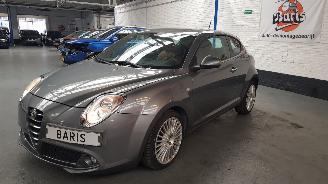 Voiture accidenté Alfa Romeo MiTo 1.4 TURBO AUT MULTI AIR 16V  BENZ 1.368CC 99KW 135PK... 2011/1