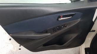 Mazda 2 1.5 SKYACTIV-G 90   BENZ 1.496CC 66KW 90PK picture 9