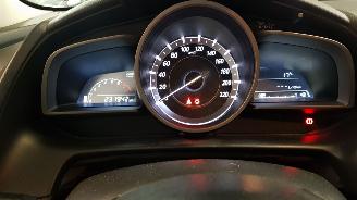 Mazda 2 1.5 SKYACTIV-G 90   BENZ 1.496CC 66KW 90PK picture 11