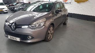  Renault Clio 0.9 ENERGY TCE 12V COMBI 4Dr BENZ 898CC 66KW 90PK 2015/2