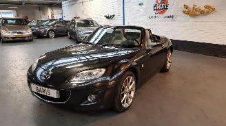 damaged passenger cars Mazda MX-5 1.8I 16V CABRIO  BENZ 1.798CC 93KW 126PK 2011/5
