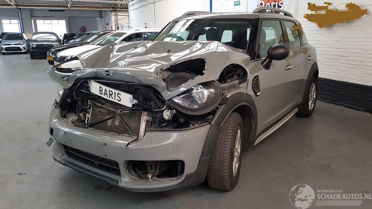 Mini Countryman 1.5 12V ONE SUV  BENZ 1.499CC 75KW 102PK