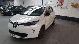 Schadeauto Renault Zoé R90 AUT 4DRS ELEKTRISCH 68KW (92PK 2019/5