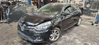Auto da rottamare Renault Clio 0.9 TCE Limeted 2017/12