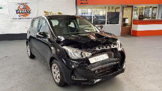 Hyundai I-10 1.0 12V  BENZ 998CC 49KW 67PK picture 3