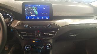 Ford Focus 1.5 ECOBOOST 12V COMBI  BENZ 1.496CC 110KW 150PK picture 11