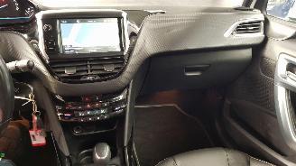 Peugeot 2008 1.2 12V E-THP AUT  PURETECH MPV  BENZ 1.199CC 81KW 110PK picture 11