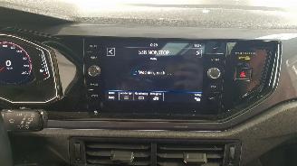 Volkswagen Polo 1.0 TSI 12V BLUEMOTION AUT 4DRS BENZ 999CC 85KW 116PK picture 12