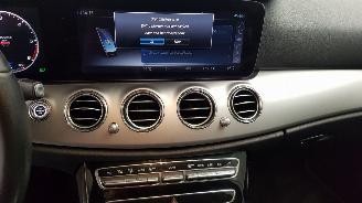 Mercedes E-klasse E-200D 1.6 TURBO 16V AUT SEDAN 4DRS DSL 1.598CC 118KW 160PK picture 12