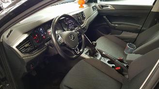 Volkswagen Polo 1.0 TSI 12V  4DRS BENZ 999CC 70 KW 95 PK picture 9