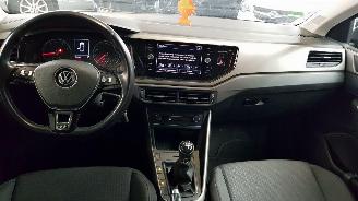 Volkswagen Polo 1.0 TSI 12V  4DRS BENZ 999CC 70 KW 95 PK picture 7
