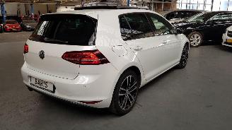 Volkswagen Golf 1.2 TSI BENZ AUT 77 KW 105 PK picture 4