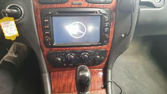 Mercedes C-klasse 1.8 C-180K 16V AUT SEDAN 4DRS BENZ 1.796CC 105KW 143PK picture 11