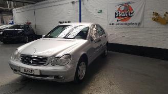 Mercedes C-klasse 1.8 C-180K 16V AUT SEDAN 4DRS BENZ 1.796CC 105KW 143PK picture 3