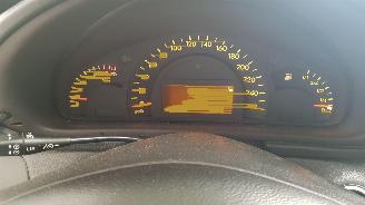 Mercedes C-klasse 1.8 C-180K 16V AUT SEDAN 4DRS BENZ 1.796CC 105KW 143PK picture 10