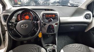 Toyota Aygo 1.0 12V VVT-i 4 DRS BENZ 998CC 51KW 69PK picture 7