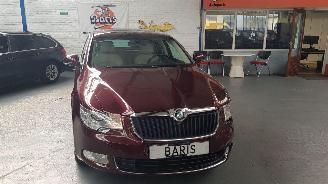 Skoda Superb 1.8 TSI 16V AUT BENZ 1.798CC 118KW 160PK NAP... picture 2