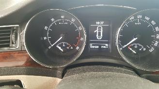 Skoda Superb 1.8 TSI 16V AUT BENZ 1.798CC 118KW 160PK NAP... picture 12
