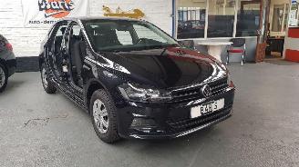 Coche accidentado Volkswagen Polo 1.0 MPI 12V 4DRS BENZ 999CC 59KW 80PK 2021/2
