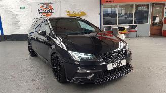 skadebil auto Seat Leon 1.6 TDI 16V COMBI 4DRS DSL 1.598CC 85KW 116PK 2019/11
