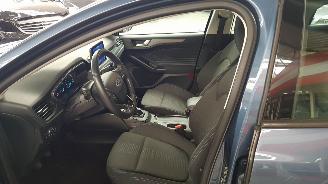 Ford Focus 1.0 Ti-VCT ECOBOOST 12V COMBI  BENZ 999CC 92KW 125PK picture 10