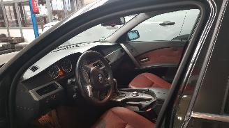 BMW 5-serie 525i 24V AUT SEDAN 4 DRS BENZ 2.495CC 141KW 192PK picture 11