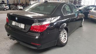 BMW 5-serie 525i 24V AUT SEDAN 4 DRS BENZ 2.495CC 141KW 192PK picture 4