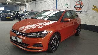 Volkswagen Polo 1.0 12V BLUEMOTION  4DRS BENZ 999CC 55KW 75PK picture 3
