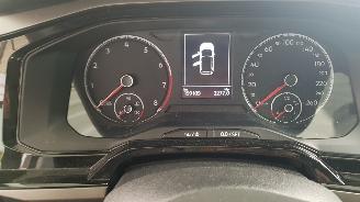 Volkswagen Polo 1.0 TSI 12V  4DRS BENZ 999CC 70KW 95PK picture 10