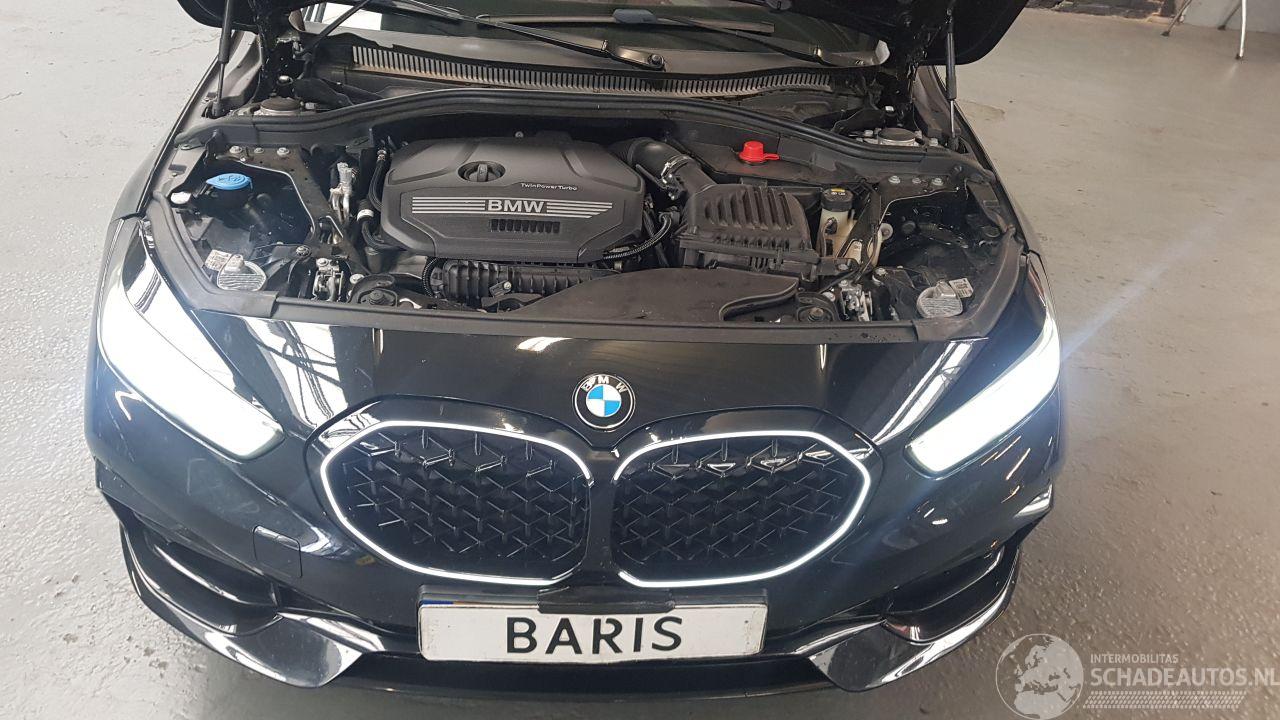 BMW 1-serie 118i 1.5 TWINPOWER 12V AUT  BENZ 1.499CC 100KW 136PK