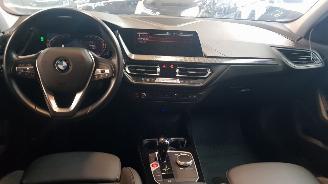 BMW 1-serie 118i 1.5 TWINPOWER 12V AUT  BENZ 1.499CC 100KW 136PK picture 10
