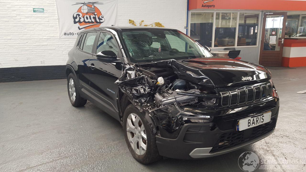 Jeep Avenger 54 KWH SUV  AUT ELEKTRISCH  115KW 156 PK FWD