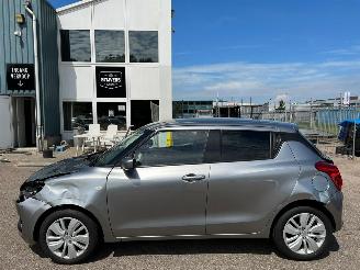 Schadeauto Suzuki Swift 1.2 Select Smart Hybrid BJ 2021 6185 KM 2021/10